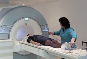 IRM de la colonne vertébrale pour identifier la cause de la lombalgie